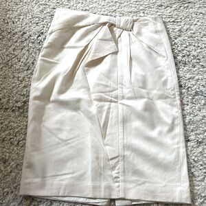 Cream wool pencil skirt. Banana Republic with Italian fabric by Marzotto.